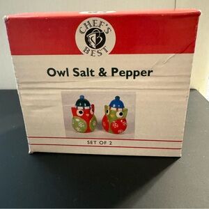 NIB Chef’s Best 2pc Holiday Owl Salt & Pepper Set